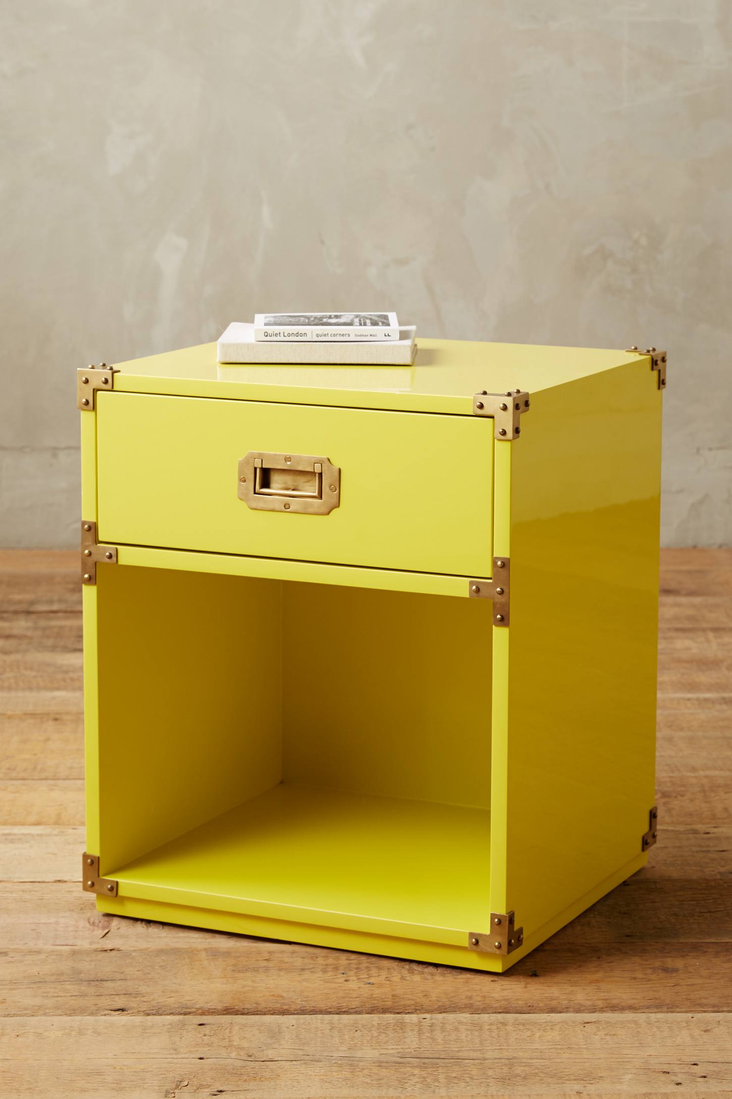 10 CAMPAIGN FURNITURE FINDS Design Darling