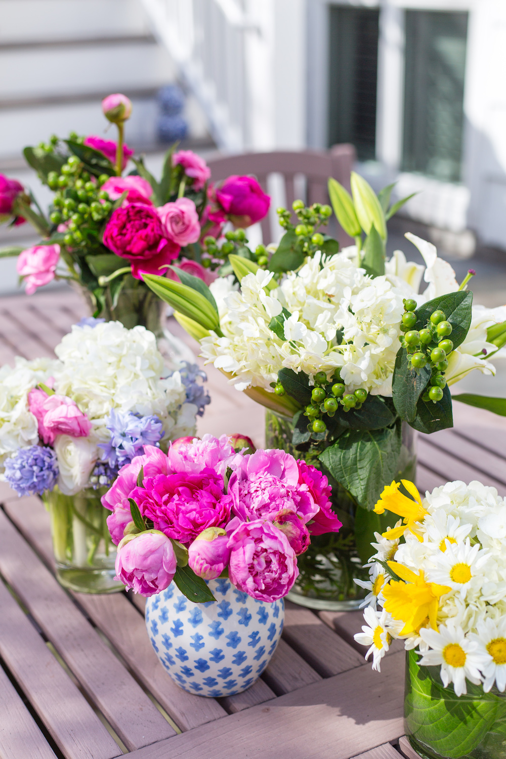 Floral Arranging Fun Design Darling