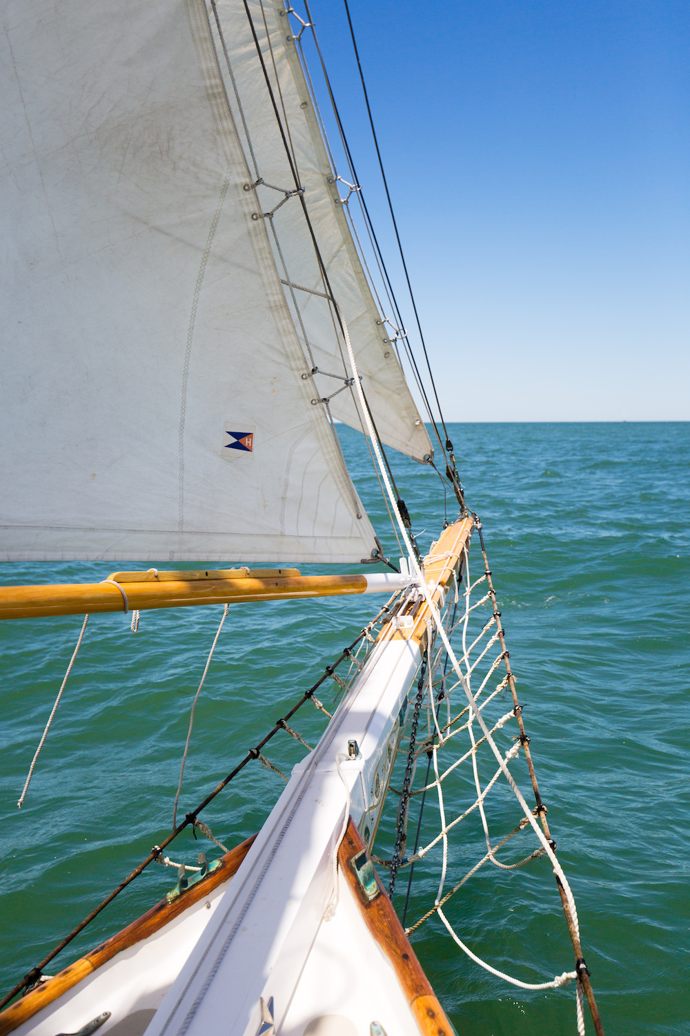 sailboat rental nantucket