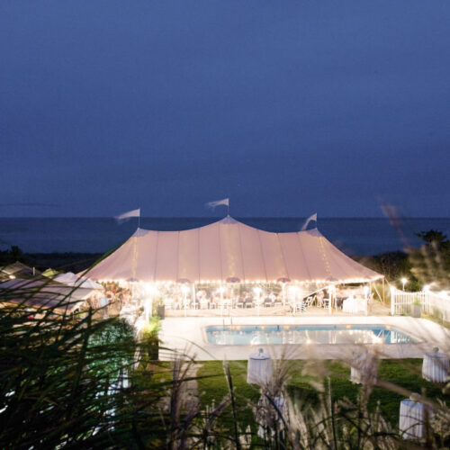 design-darling-nantucket-wedding-tent-at-summer-house-768x768