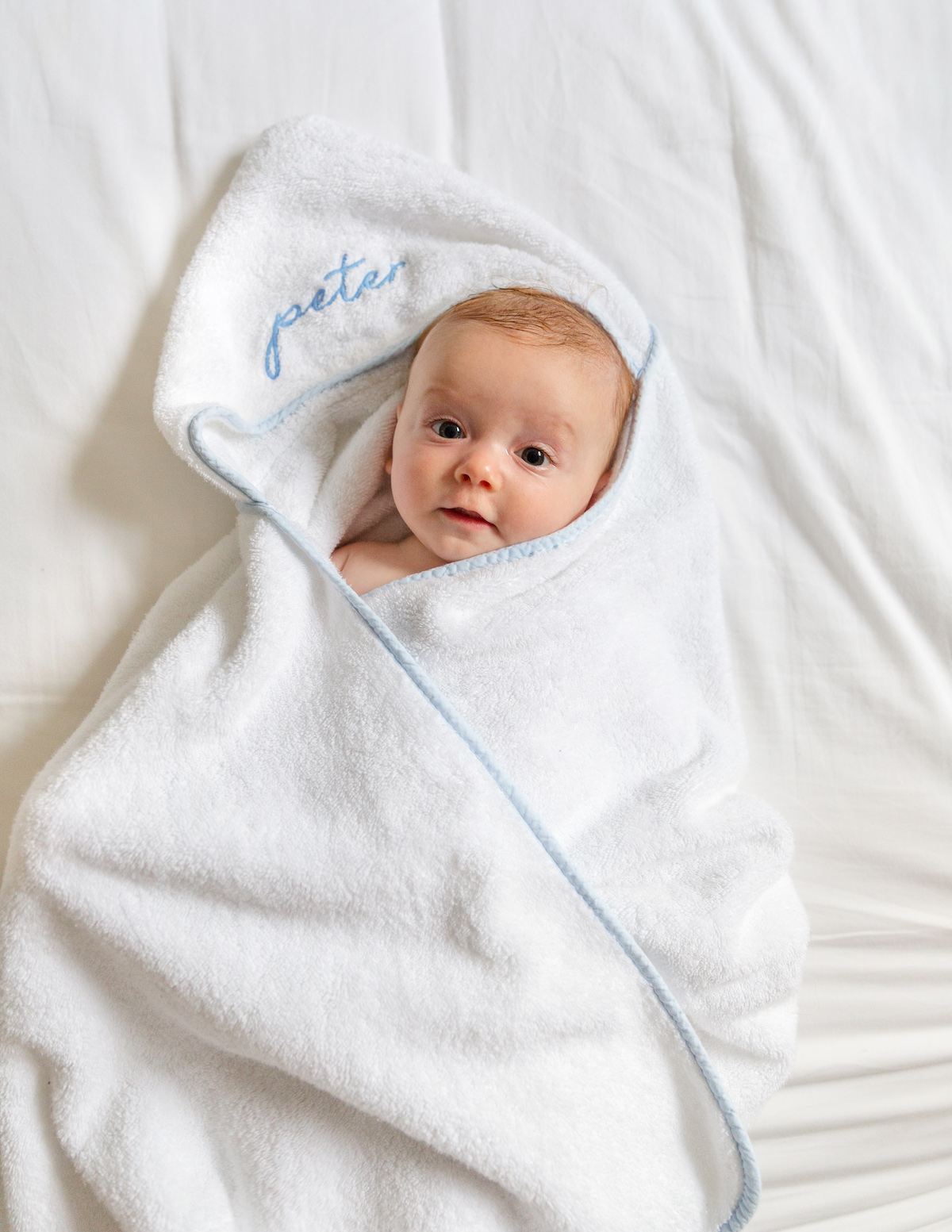 weezie hooded baby towel