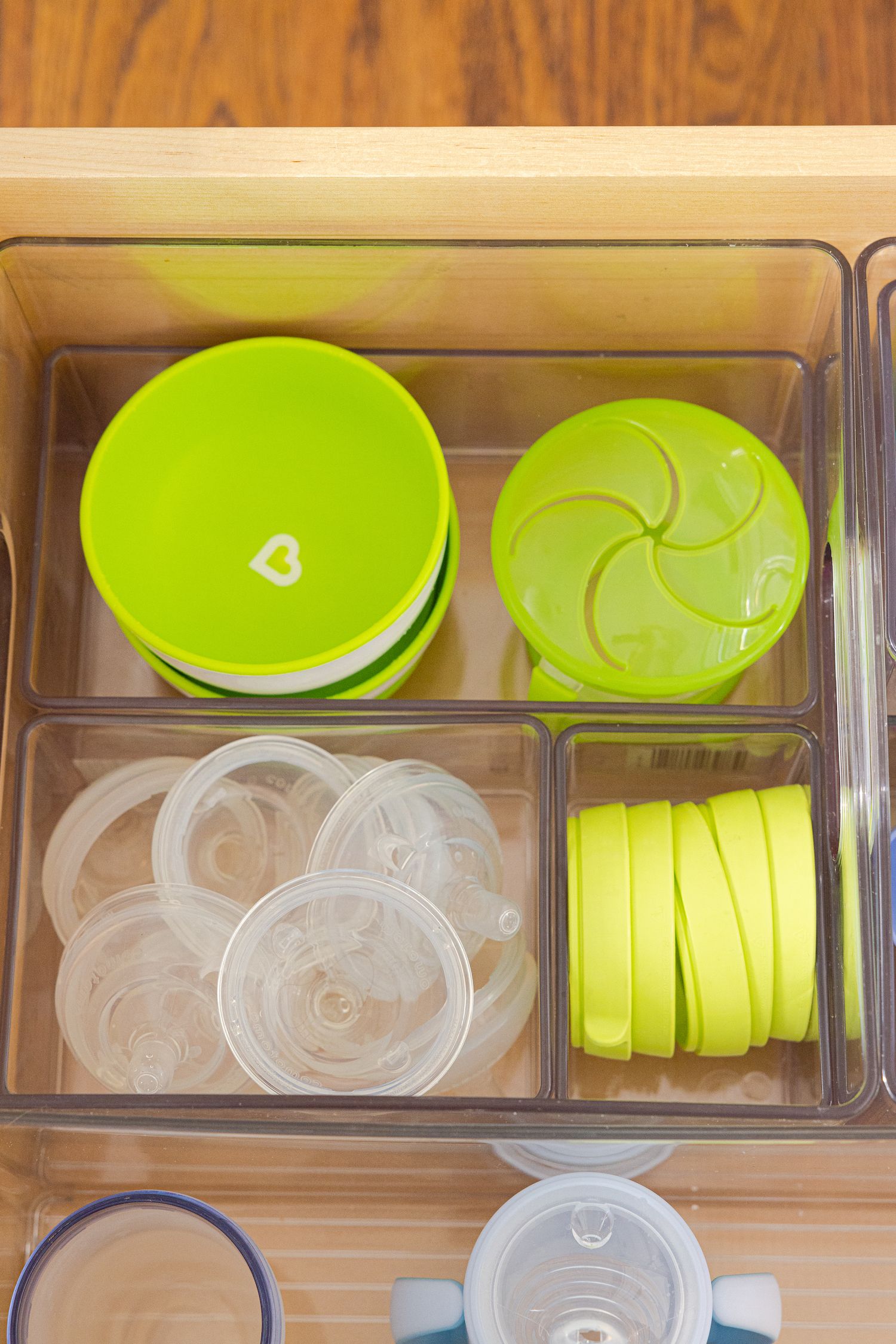 how to organize baby bottles in kitchen drawer
