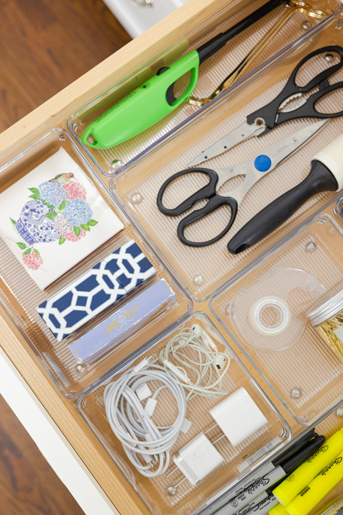 How To Organize Your Kitchen And Drawers